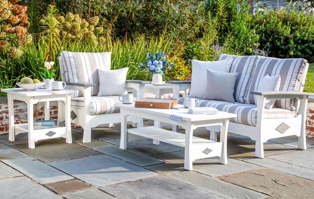 #902 Mission Deep Seating Loveseat